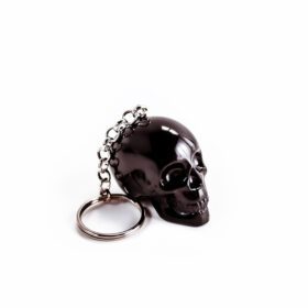 Black skull keychain – Gothic keychain for punk, horror, and Halloween fans.