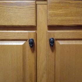Skull Cabinet Pulls – Handmade Gothic Drawer Knobs